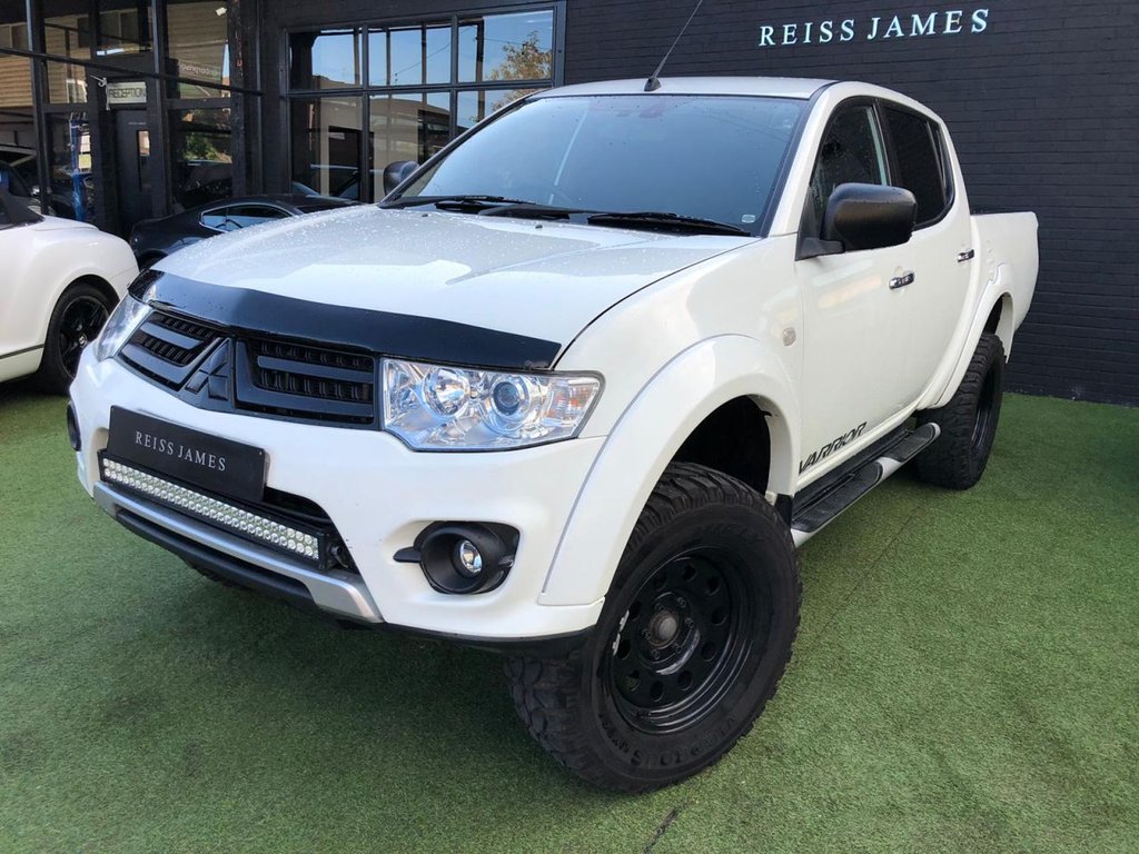 View our MITSUBISHI L200