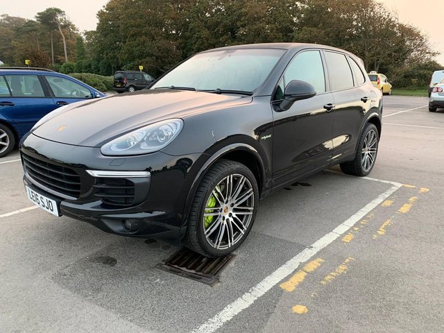 View our PORSCHE CAYENNE