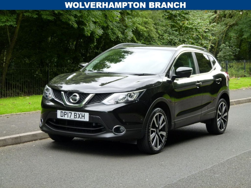 View our NISSAN QASHQAI