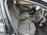 USED 2013 63 VAUXHALL INSIGNIA 2.0 SRI NAV CDTI 5d 157 BHP 