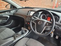 USED 2013 63 VAUXHALL INSIGNIA 2.0 SRI NAV CDTI 5d 157 BHP 