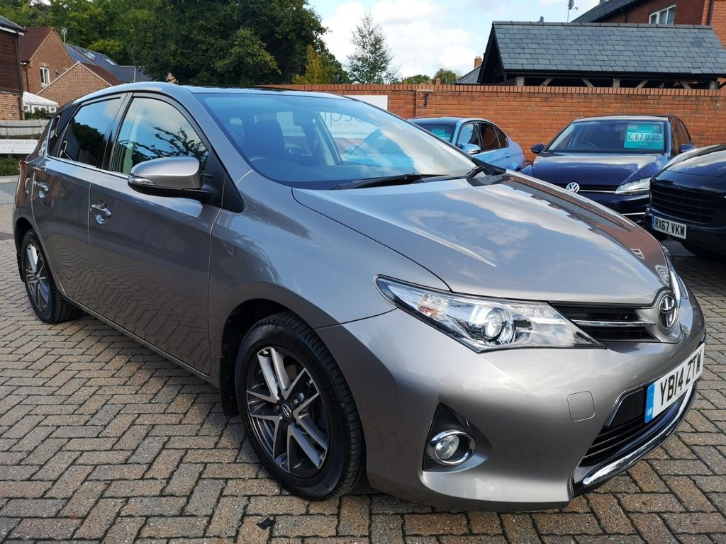 View our TOYOTA AURIS