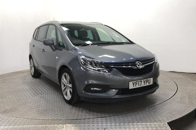 17 Vauxhall Zafira Tourer Sri 8 700