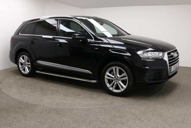 View our AUDI Q7