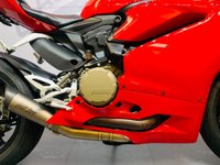 USED 2015 15 DUCATI 1299 PANIGALE 1285cc 1299 PANIGALE  3.5% FINANCE / FREE DEL IN ENGLAND