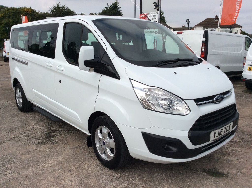 View our FORD TOURNEO CUSTOM