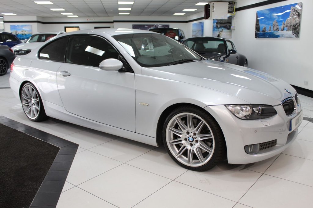 View our BMW 3 SERIES