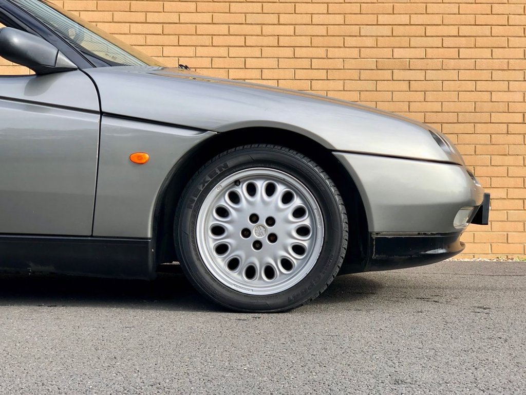 USED 1997 ALFA ROMEO SPIDER T.Spark 16v // Pininfarina // 2.0L // Convertible // Px swap 