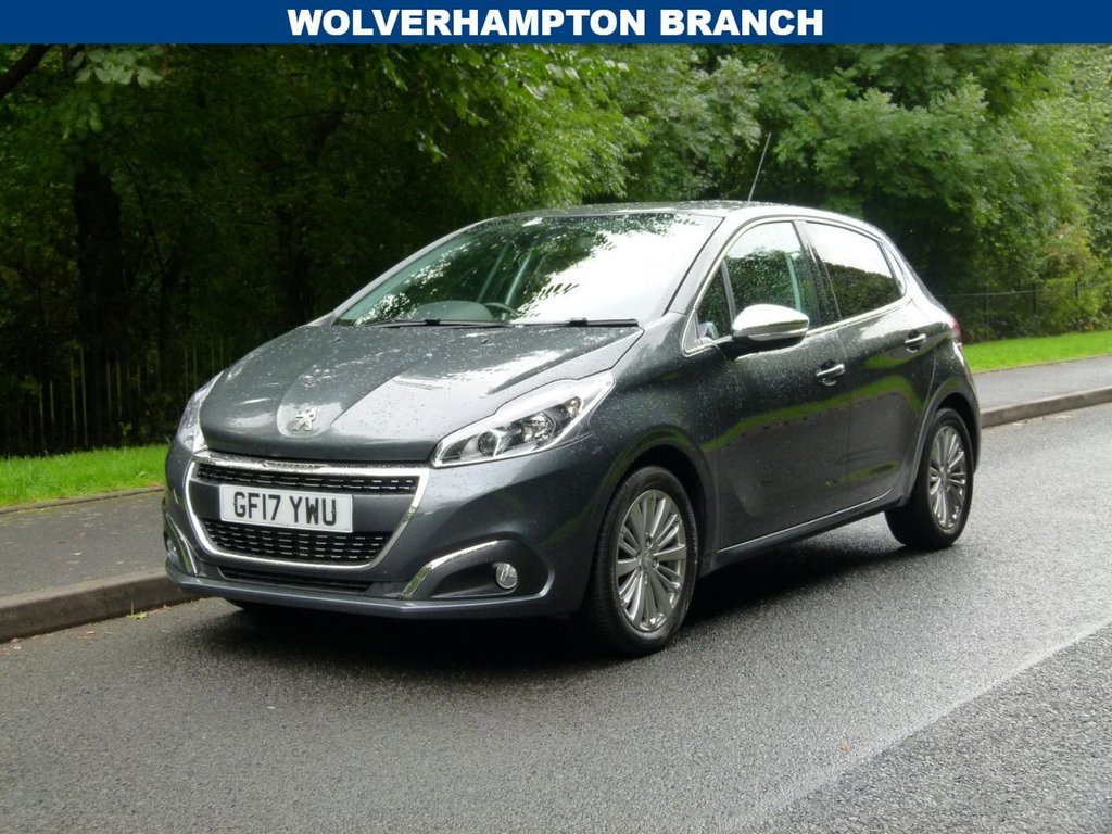 View our PEUGEOT 208