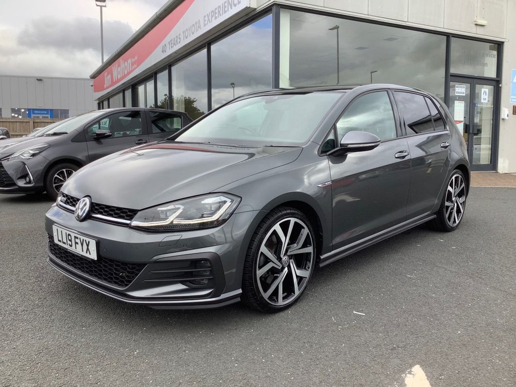 View our VOLKSWAGEN GOLF