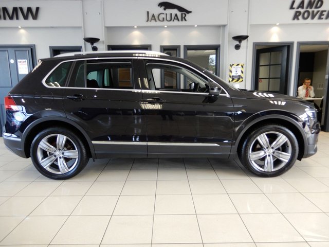 View our VOLKSWAGEN TIGUAN