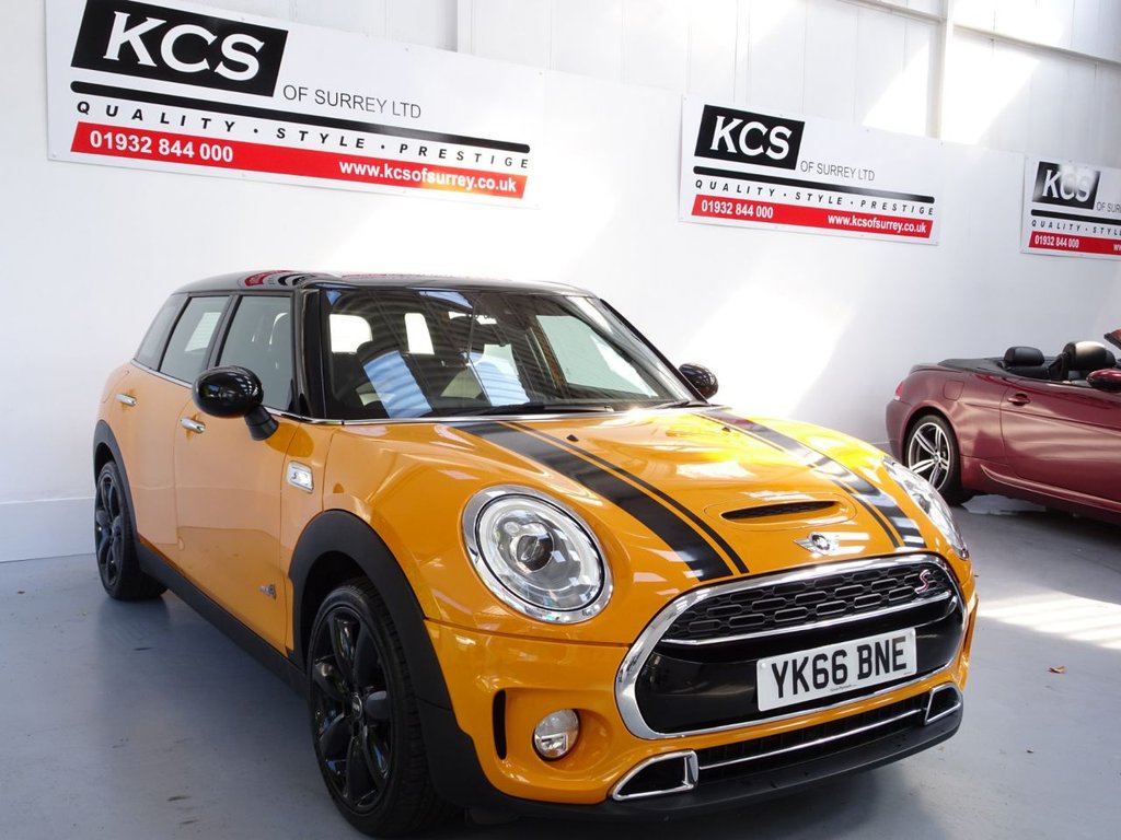View our MINI CLUBMAN