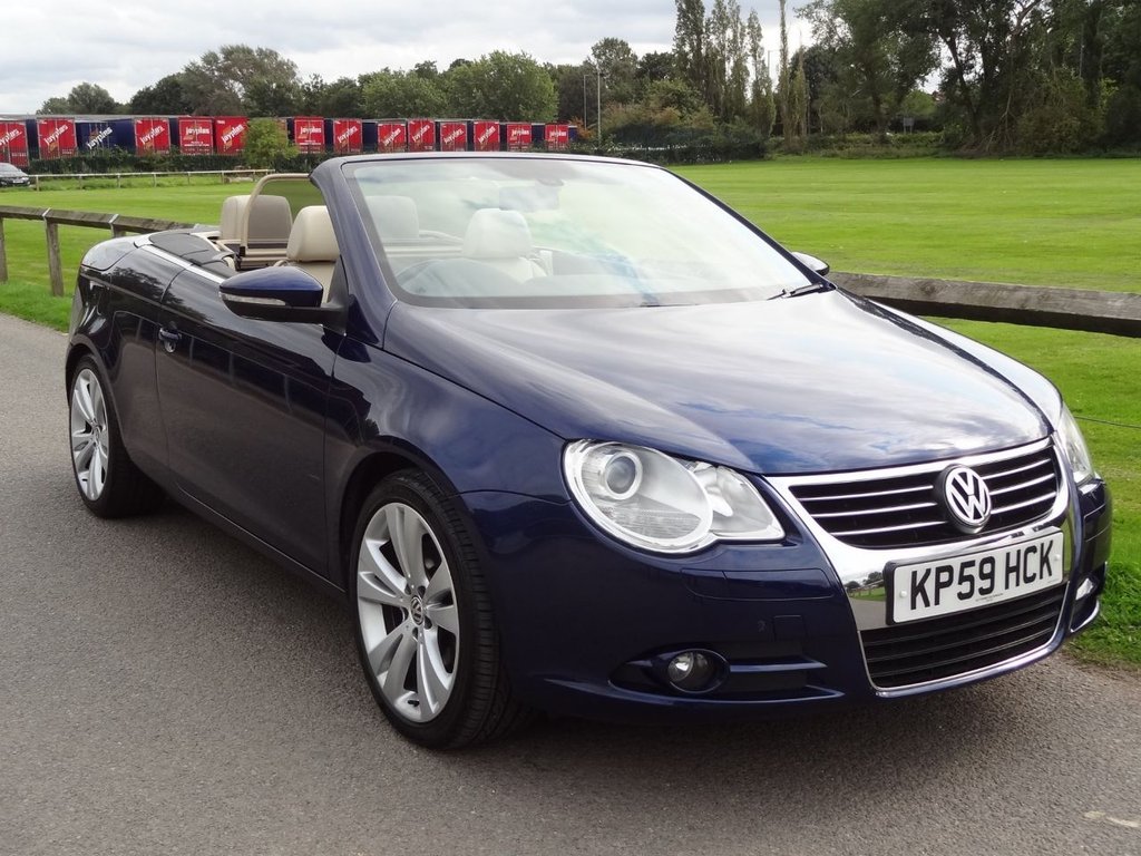 View our VOLKSWAGEN EOS
