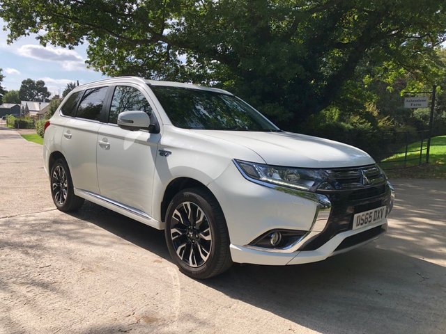2015 65 Mitsubishi Outlander 2.0 PHEV GX 4H 5d 161 BHP