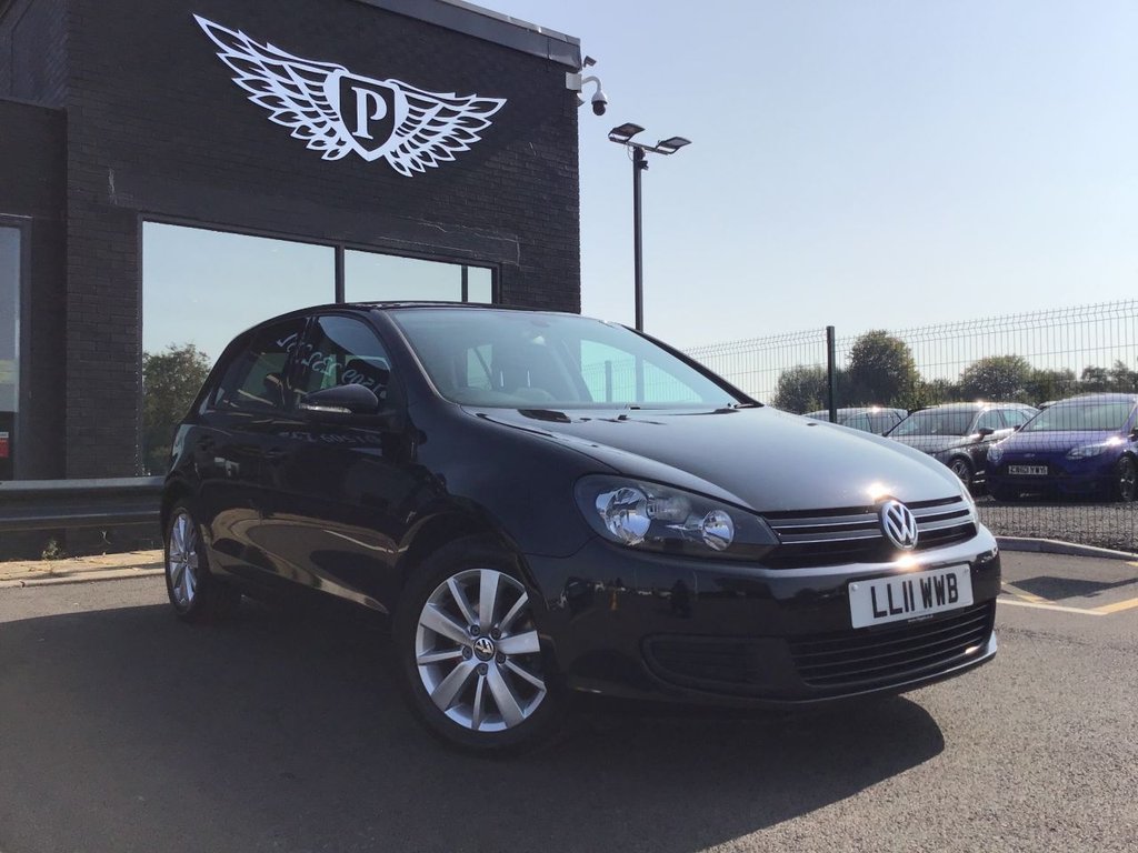 View our VOLKSWAGEN GOLF