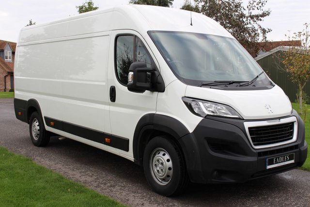 View our PEUGEOT BOXER