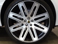 USED 2013 13 LAND ROVER RANGE ROVER 3.0 TD V6 (258 BHP) AUTOBIOGRAPHY AUTO 4X4 (S/S)..COLOSSAL SPEC..24 INCH BARUGZAI..FULL SVO BODYKIT..PANORAMIC SUNROOF..REAR ENTERTAINMENT..COLLOSAL SPEC..SIMPLY STUNNING !! 24"BARUGZAI ALLOYS + FULL SVO BODYKIT + RED LEATHER