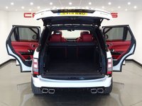 USED 2013 13 LAND ROVER RANGE ROVER 3.0 TD V6 (258 BHP) AUTOBIOGRAPHY AUTO 4X4 (S/S)..COLOSSAL SPEC..24 INCH BARUGZAI..FULL SVO BODYKIT..PANORAMIC SUNROOF..REAR ENTERTAINMENT..COLLOSAL SPEC..SIMPLY STUNNING !! 24"BARUGZAI ALLOYS + FULL SVO BODYKIT + RED LEATHER