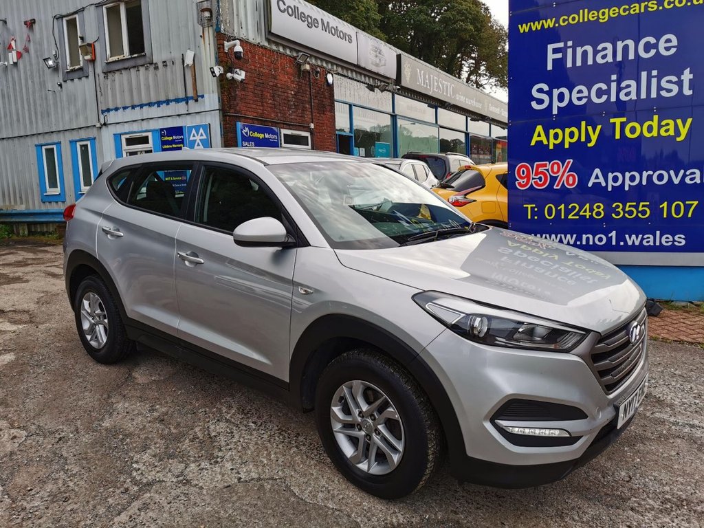 View our HYUNDAI TUCSON