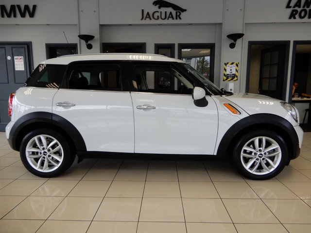 View our MINI COUNTRYMAN