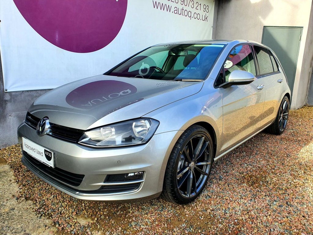 View our VOLKSWAGEN GOLF