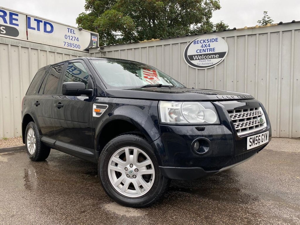 View our LAND ROVER FREELANDER