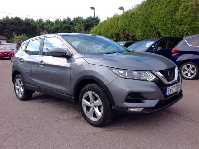 View our NISSAN QASHQAI