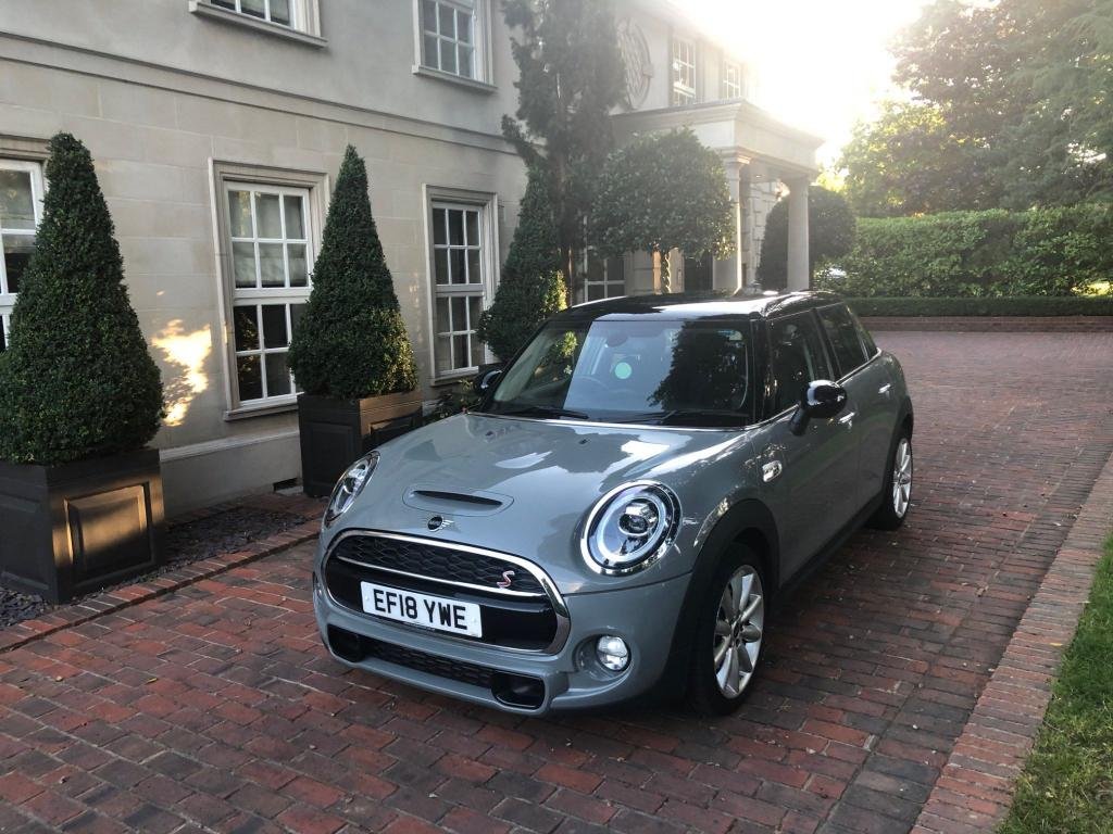 View our MINI HATCH COOPER