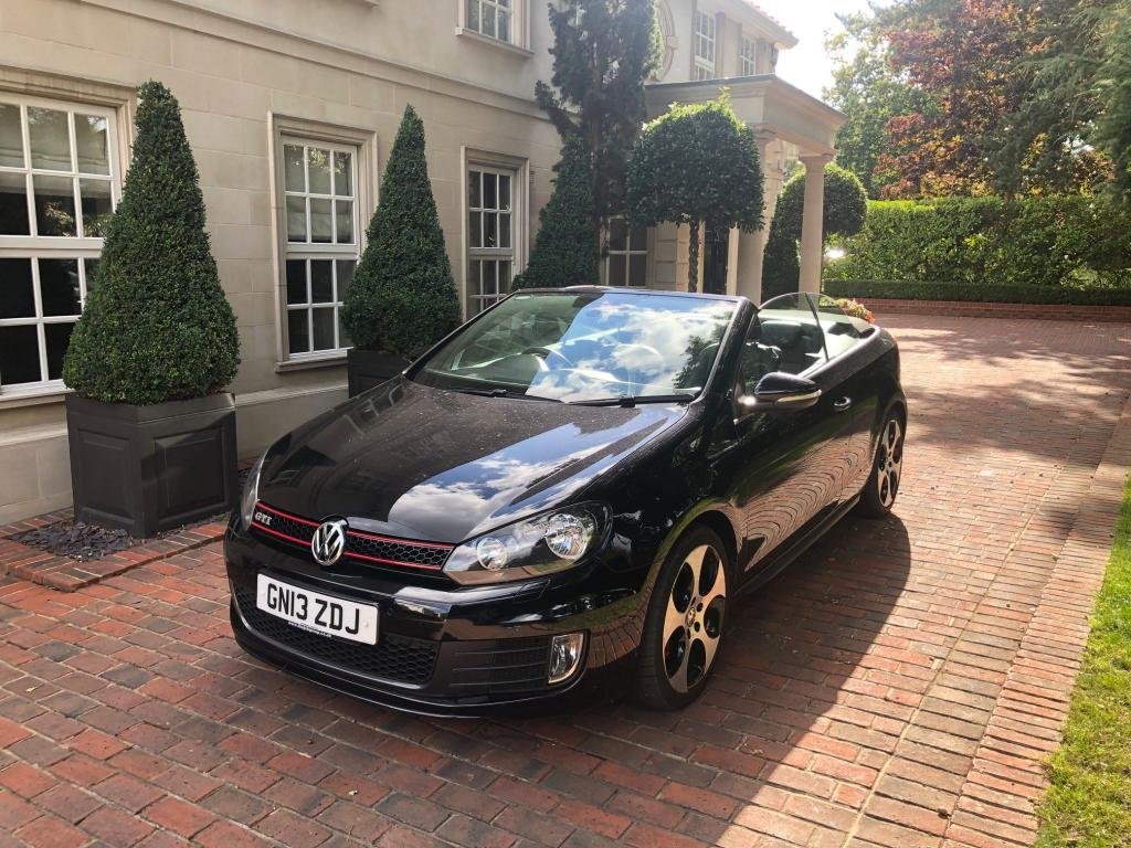 View our VOLKSWAGEN GOLF