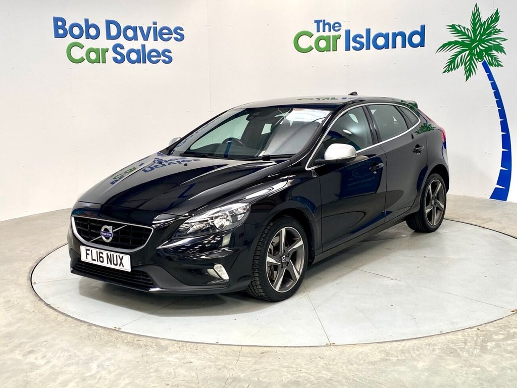 View our VOLVO V40