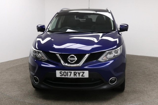 View our NISSAN QASHQAI