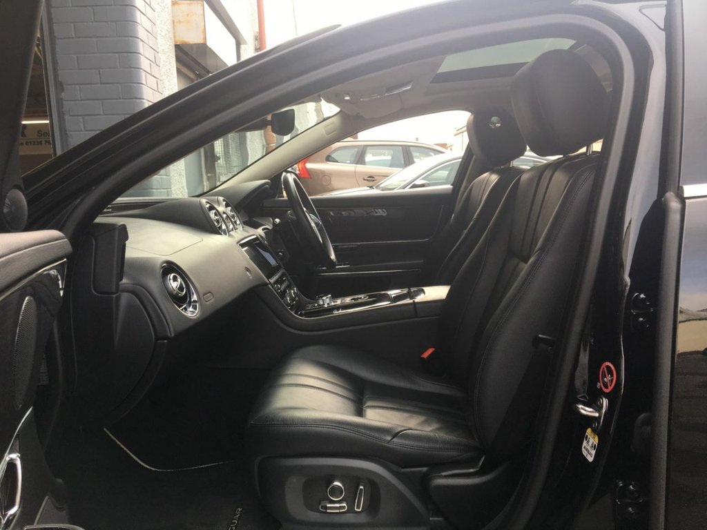 USED 2017 67 JAGUAR XJ 3.0 D V6 LUXURY 4d 296 BHP FINANCE AVAILABLE