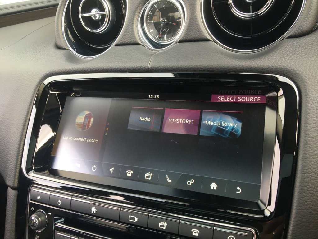 USED 2017 67 JAGUAR XJ 3.0 D V6 LUXURY 4d 296 BHP FINANCE AVAILABLE
