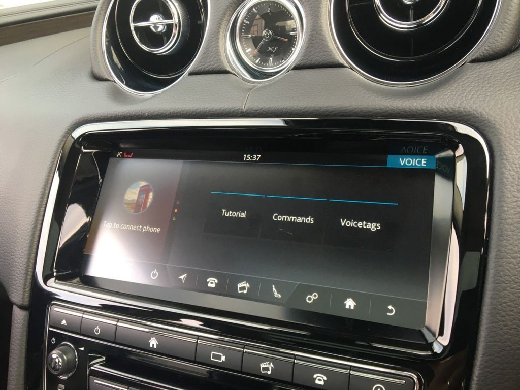 USED 2017 67 JAGUAR XJ 3.0 D V6 LUXURY 4d 296 BHP FINANCE AVAILABLE