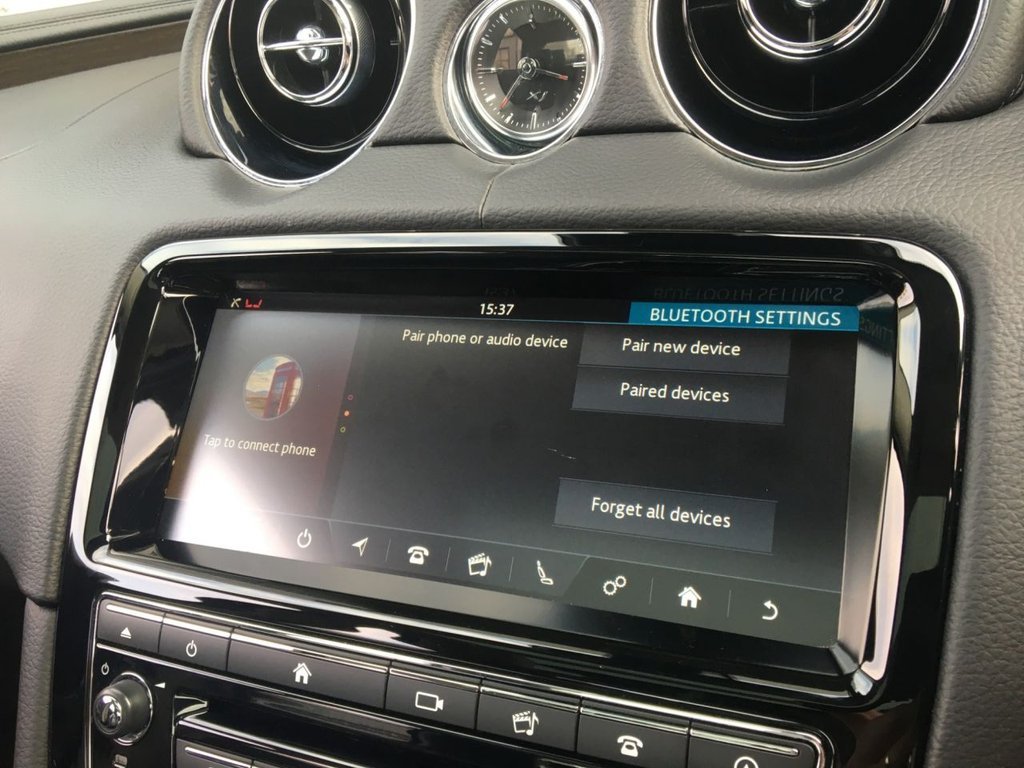 USED 2017 67 JAGUAR XJ 3.0 D V6 LUXURY 4d 296 BHP FINANCE AVAILABLE