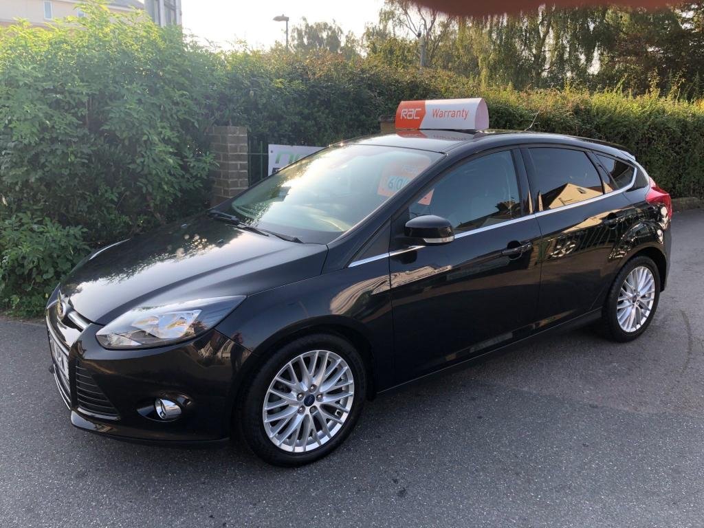 View our FORD FOCUS