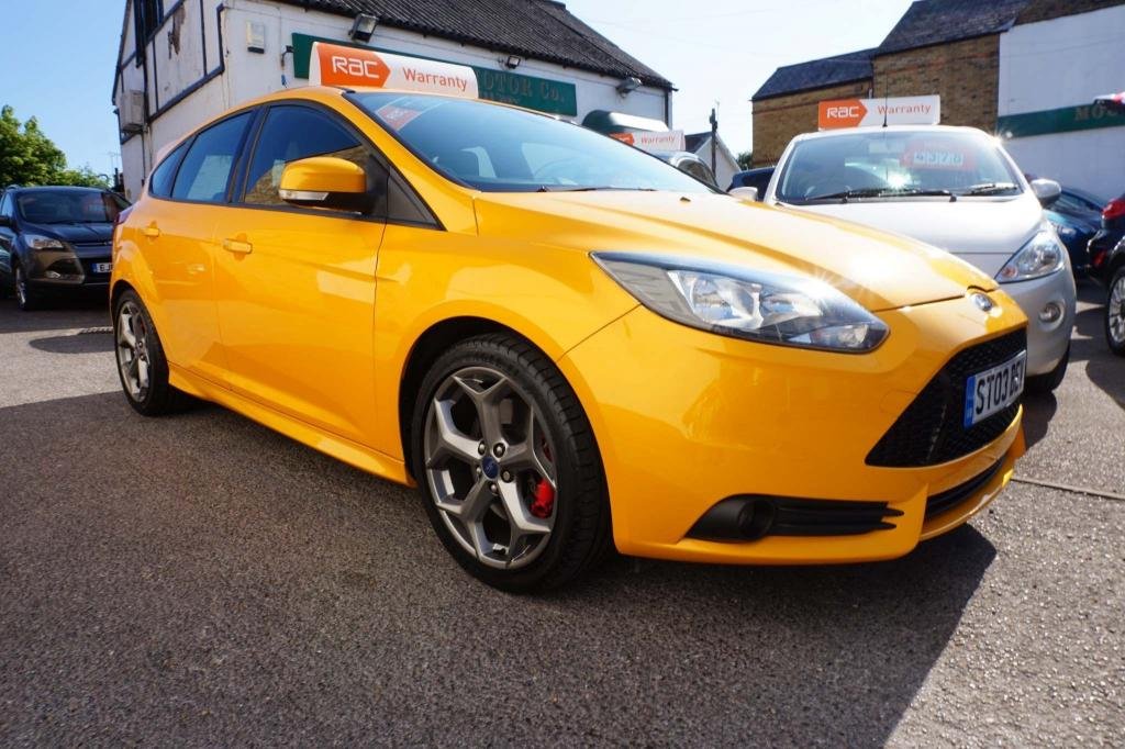 View our FORD FOCUS