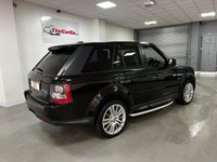 USED 2010 10 LAND ROVER RANGE ROVER SPORT 3.0 TDV6 HSE 5d 245 BHP * NAV * 20 INCH ALLOY WHEELS *