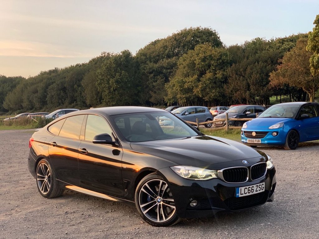 View our BMW 3 SERIES