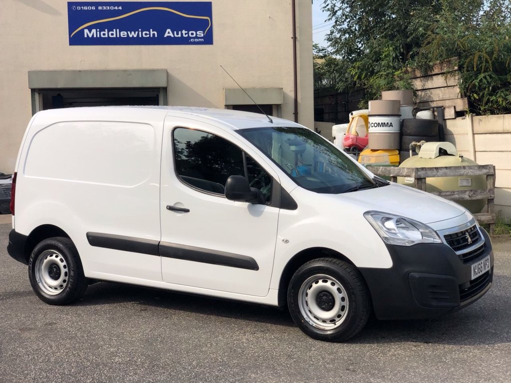View our PEUGEOT PARTNER