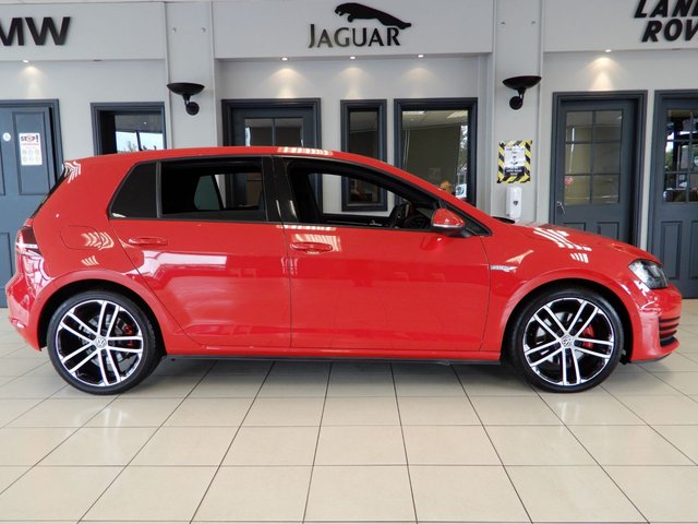 View our VOLKSWAGEN GOLF
