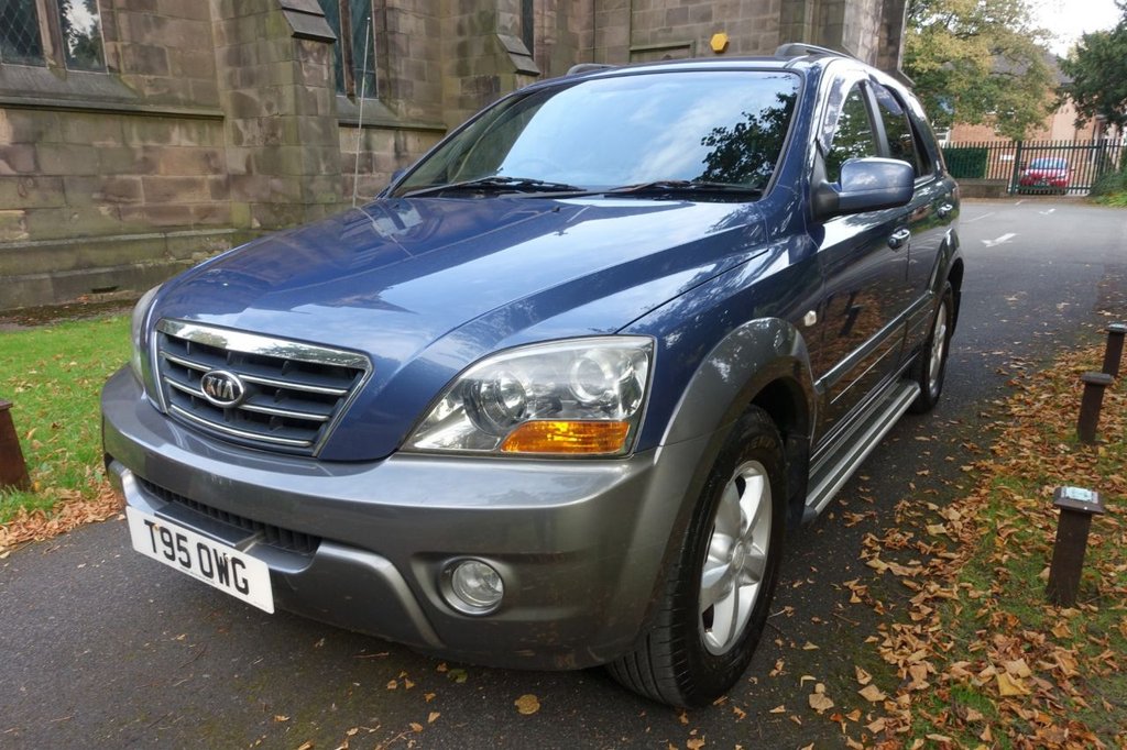View our KIA SORENTO