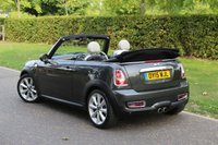USED 2015 15 MINI CONVERTIBLE 1.6 COOPER S 2d 184 BHP AUTO, EXCLUSIVE INTERIOR, NAV, H/K