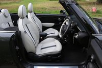 USED 2015 15 MINI CONVERTIBLE 1.6 COOPER S 2d 184 BHP AUTO, EXCLUSIVE INTERIOR, NAV, H/K