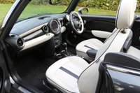 USED 2015 15 MINI CONVERTIBLE 1.6 COOPER S 2d 184 BHP AUTO, EXCLUSIVE INTERIOR, NAV, H/K