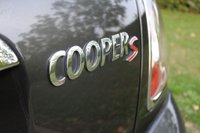 USED 2015 15 MINI CONVERTIBLE 1.6 COOPER S 2d 184 BHP AUTO, EXCLUSIVE INTERIOR, NAV, H/K