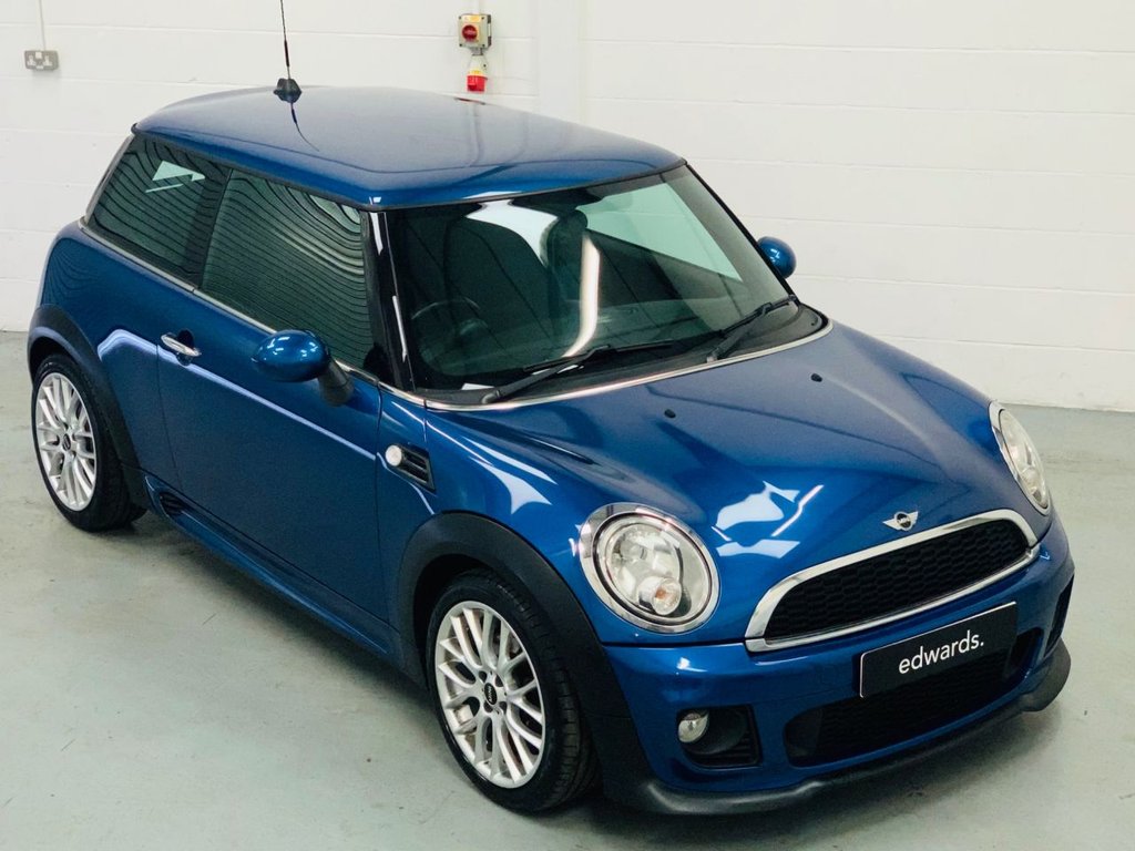 View our MINI HATCH COOPER