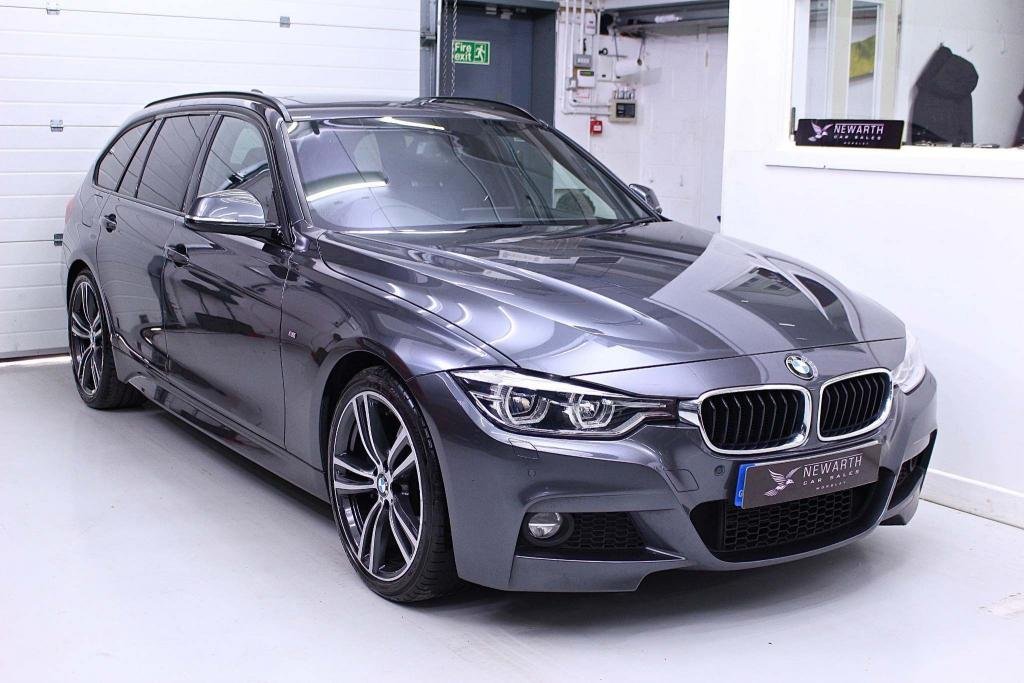 View our BMW 3 SERIES
