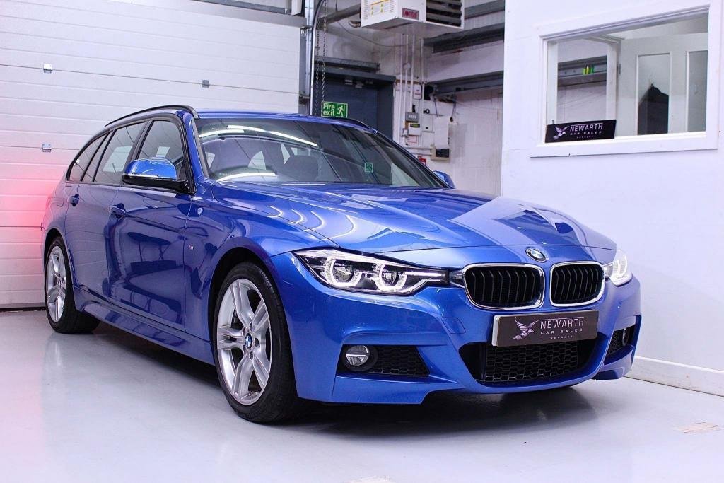 View our BMW 3 SERIES