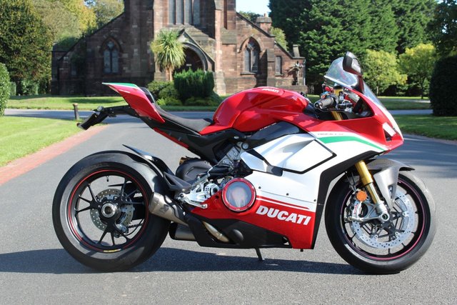 2019 19 Ducati Panigale 1103cc PANIGALE V4 SPECIALE  214 BHP